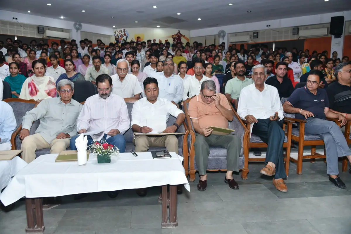 Rajiv Gandhi Mahavidyalaya, Uchana Kalan: campus photo 5
