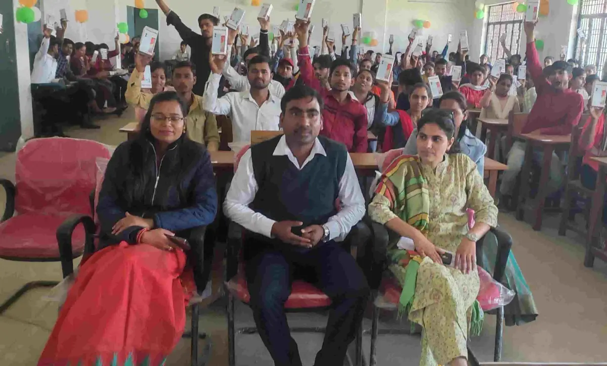 Rajkiya Mahavidyalaya Toderpur Hardoi: campus photo 1