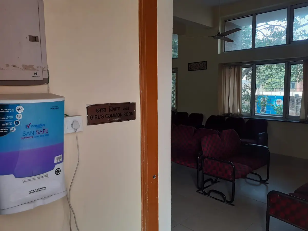 RLAC campus photo 7