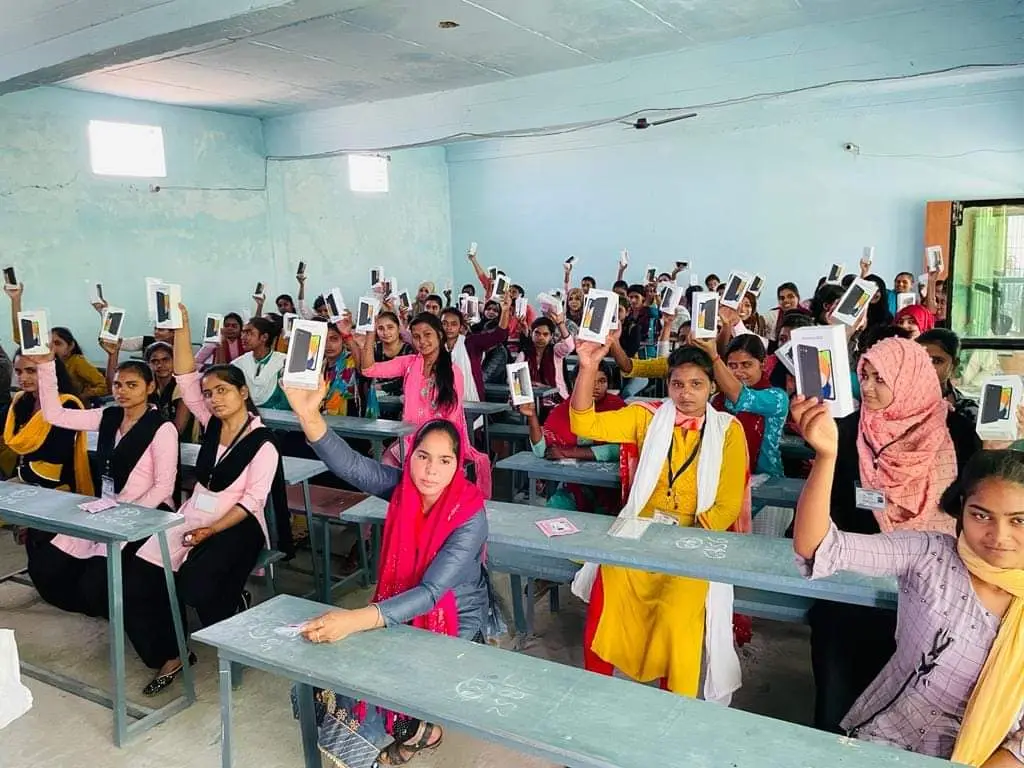 Rama Nand Singh Mahila Mahavidyalaya, Hadia: campus photo 4
