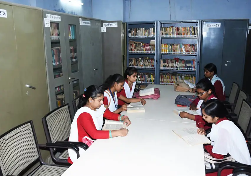 Rameshwardas Pannalal Mahila College: campus photo 2