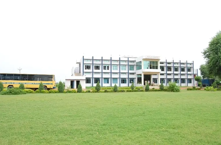 Rao Dalip Singh College of Education: campus photo 3