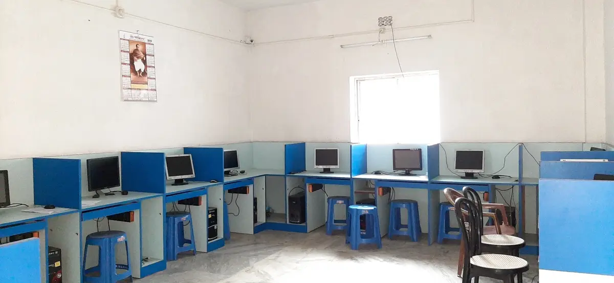 Rasulpur Protik: campus photo 4