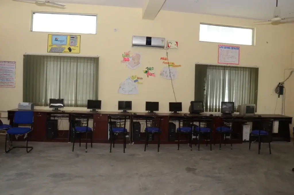 Rattan Singh Girls College of Education: campus photo 4