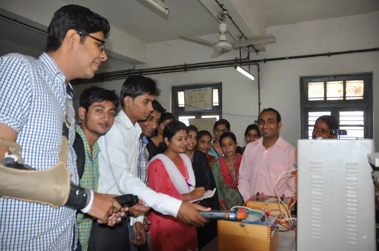 Rewa Engineering College: campus photo 5
