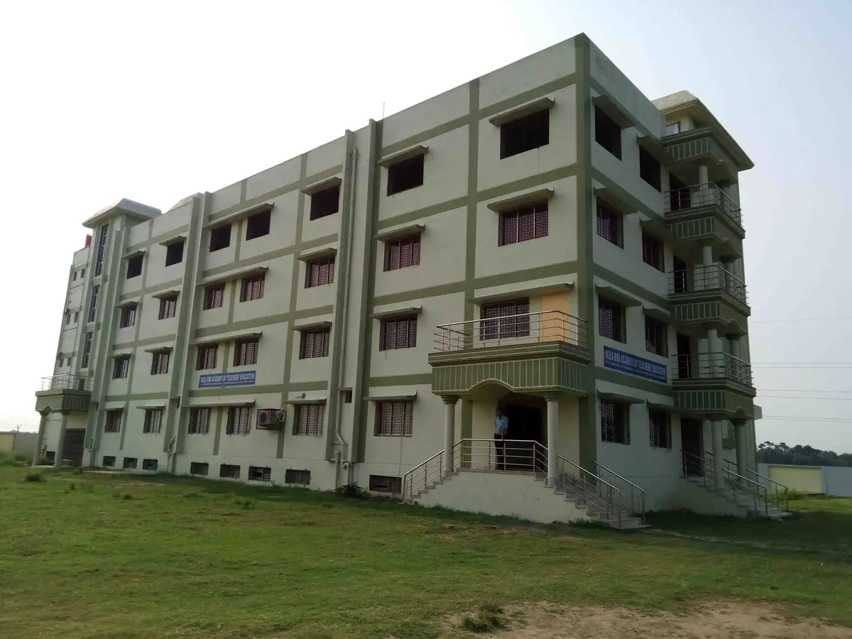 Rizia Bibi Academy of Teachers Education: campus photo 1