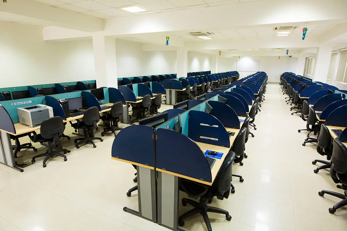 Rizvi Institute of Management Studies and Research: campus photo 5