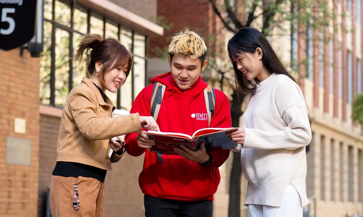 RU campus photo 4