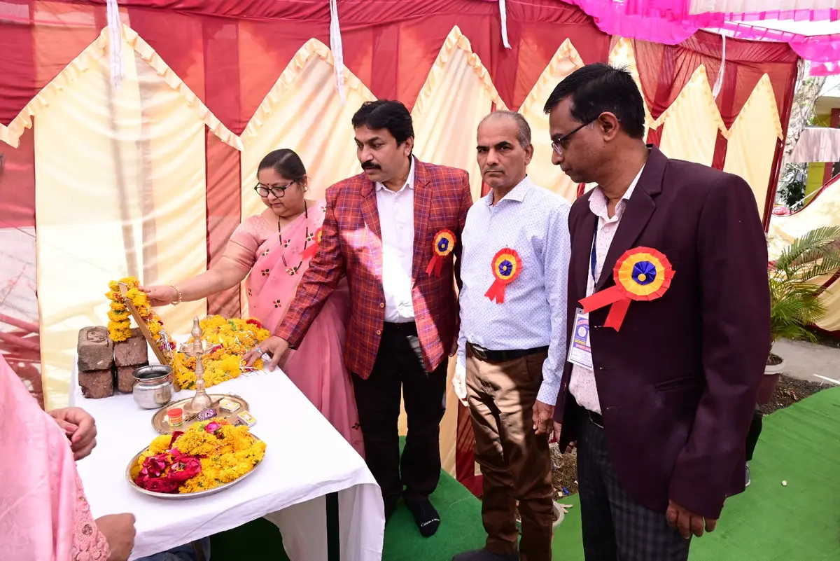 Roshan College of Education, Shri Nagar Colony: campus photo 2