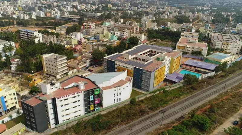 ROIB campus photo 2