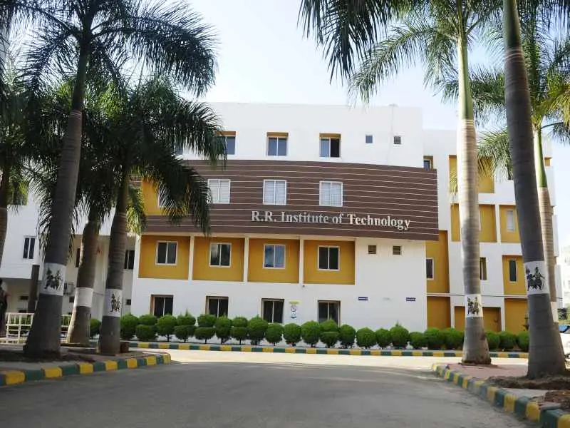 ROIB campus photo 5