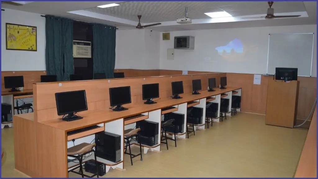 Rukmini Devi Institute of Advanced Studies: campus photo 8