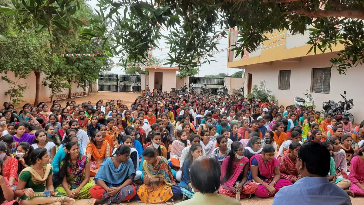 S.L.N. Degree College: campus photo 3