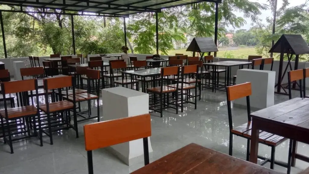 S.P.Mandals Tilak College of Education: campus photo 2