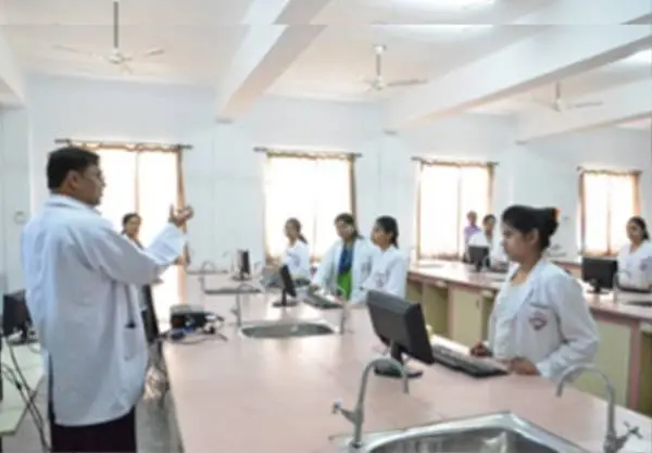S.R.M.S. Institute of Medical Sciences: campus photo 3