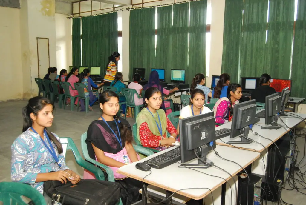 S. R. S. Govt. Polytechnic College: campus photo 8