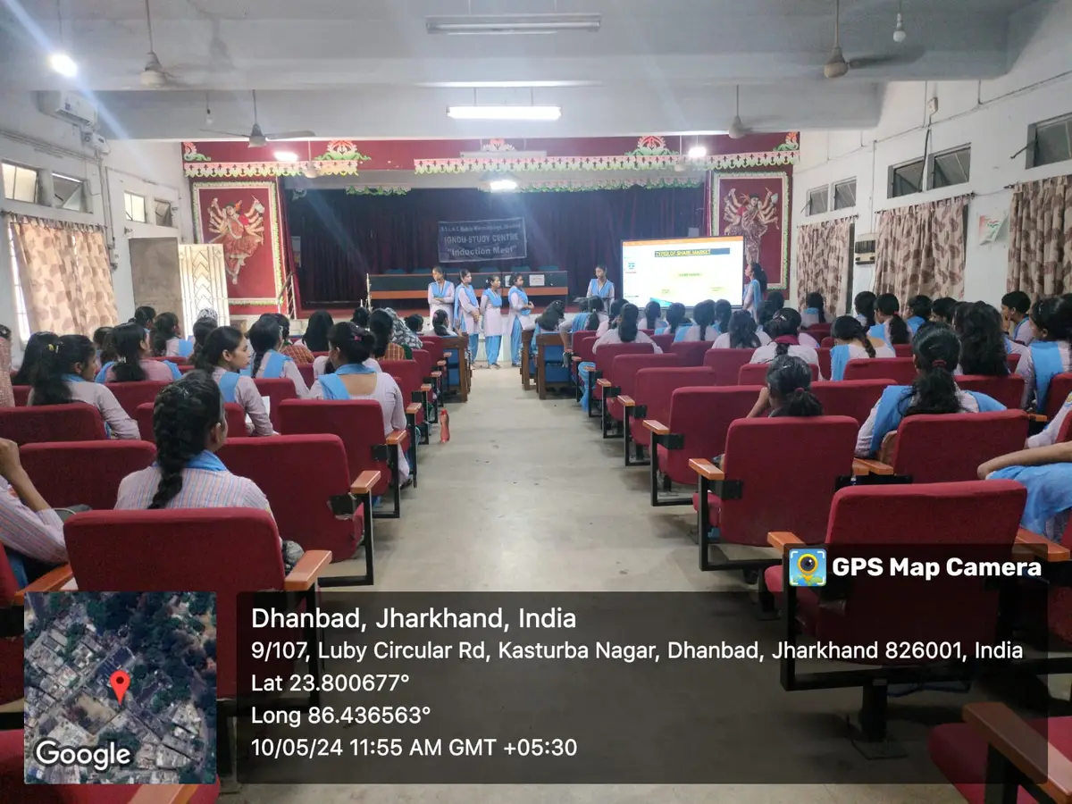 S.S.L.N.T Mahila College: campus photo 3