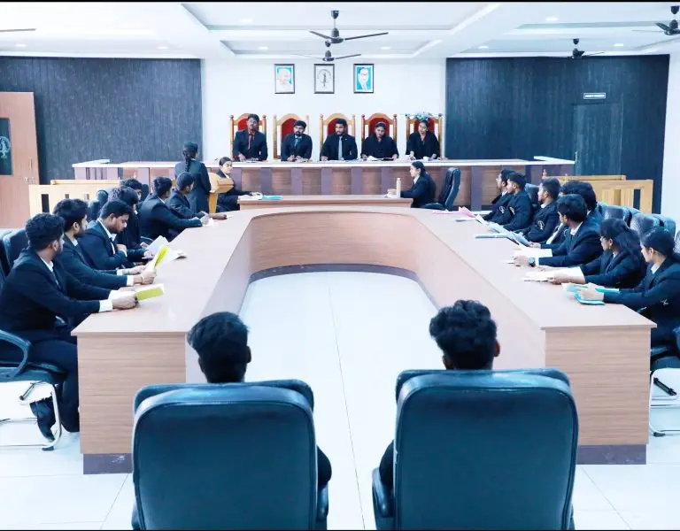 S Thangapazham Law College: campus photo 4