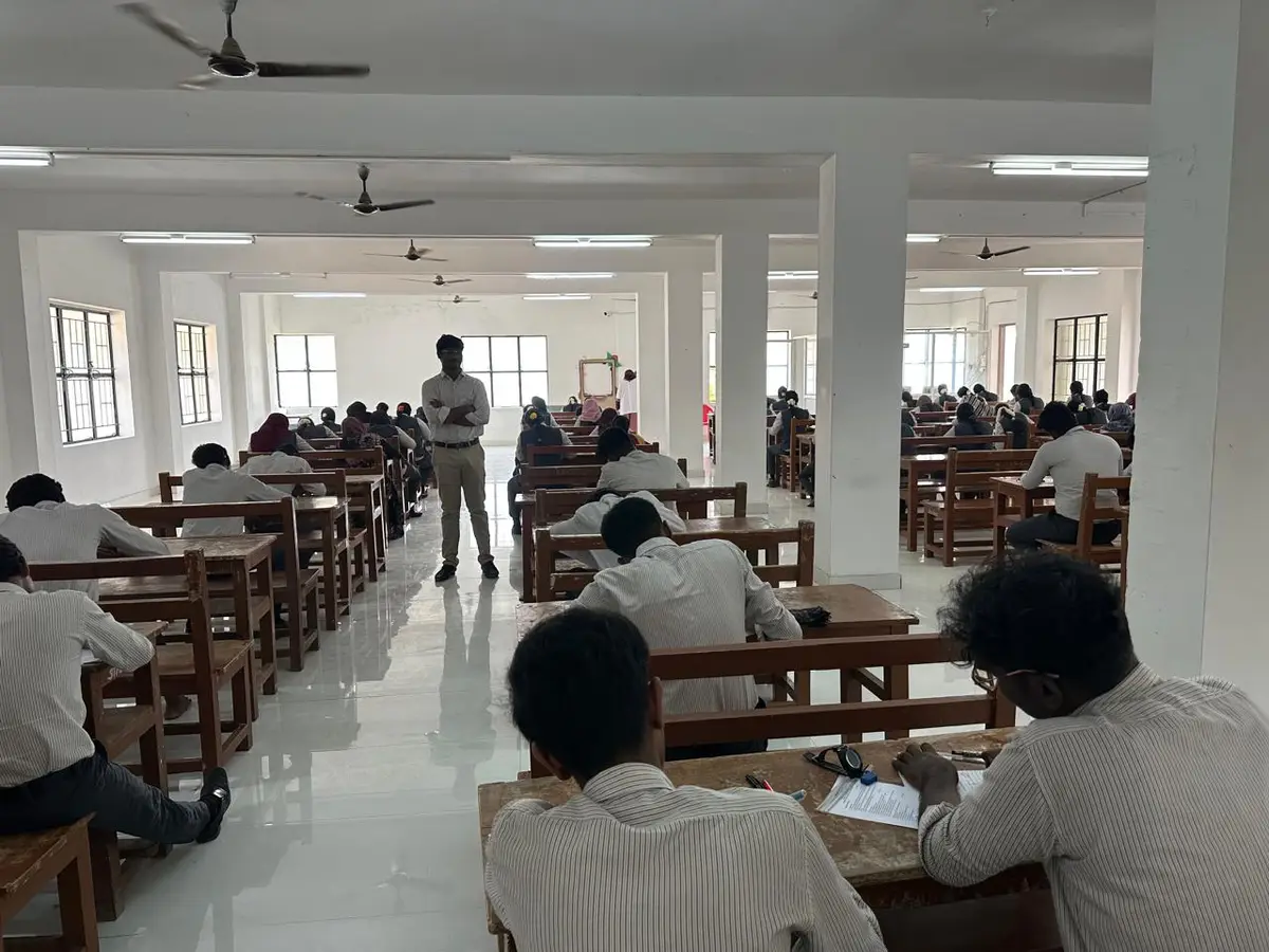 S Thangapazham Pharmacy College campus