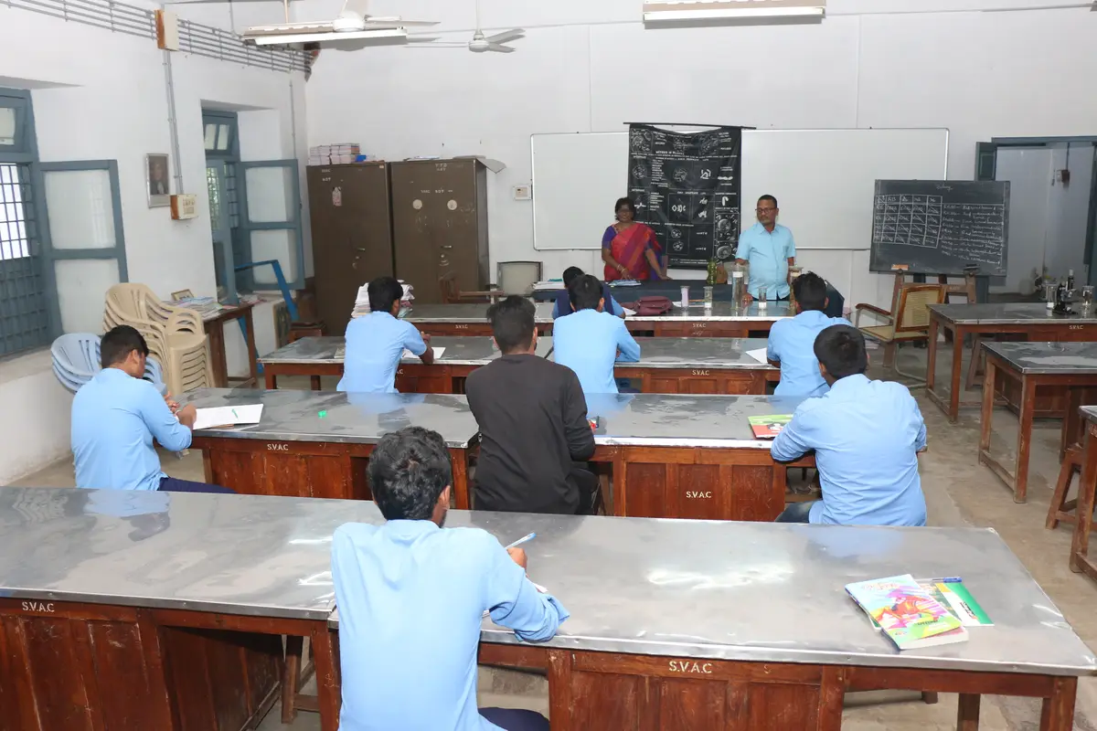 S.V.Arts College Tirupati Urban: campus photo 1