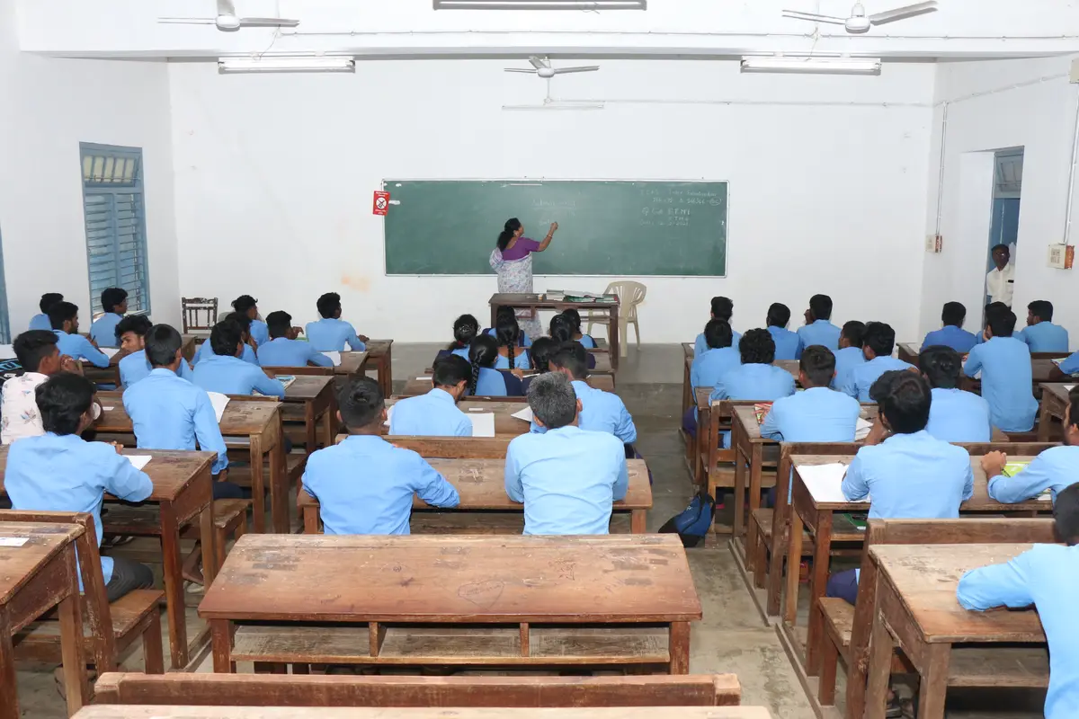 S.V.Arts College Tirupati Urban: campus photo 8