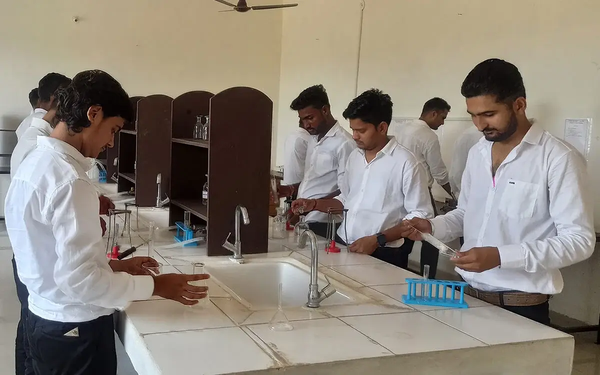 Sagar Pharmacy College: campus photo 7