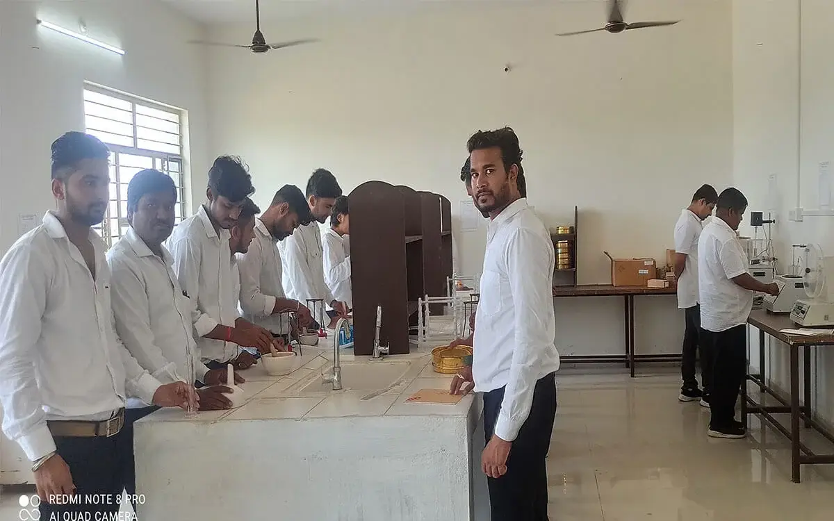 Sagar Pharmacy College: campus photo 5