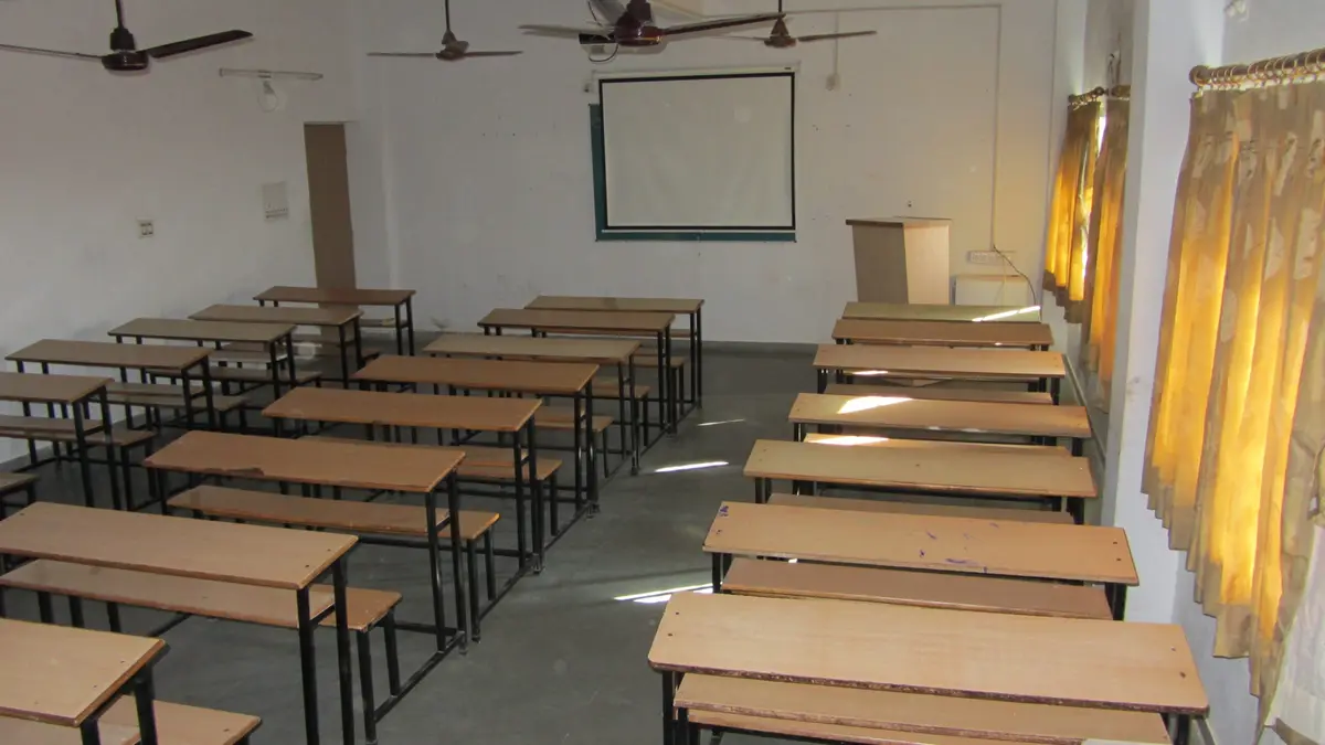 Sahajanand Institute of Computer Application: campus photo 4