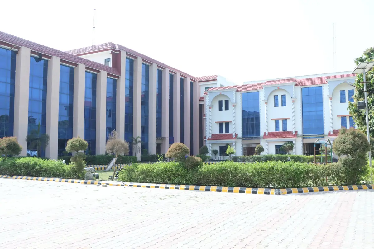 Saharanpur Ayurved Medical College: campus photo 1