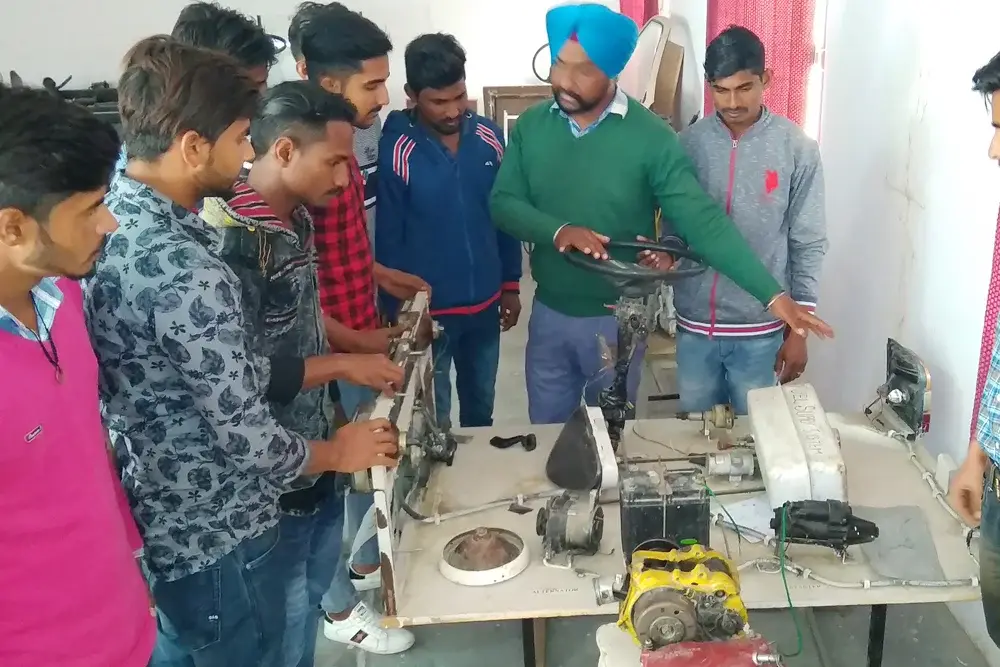 Saint Kabir Polytechnic: campus photo 2