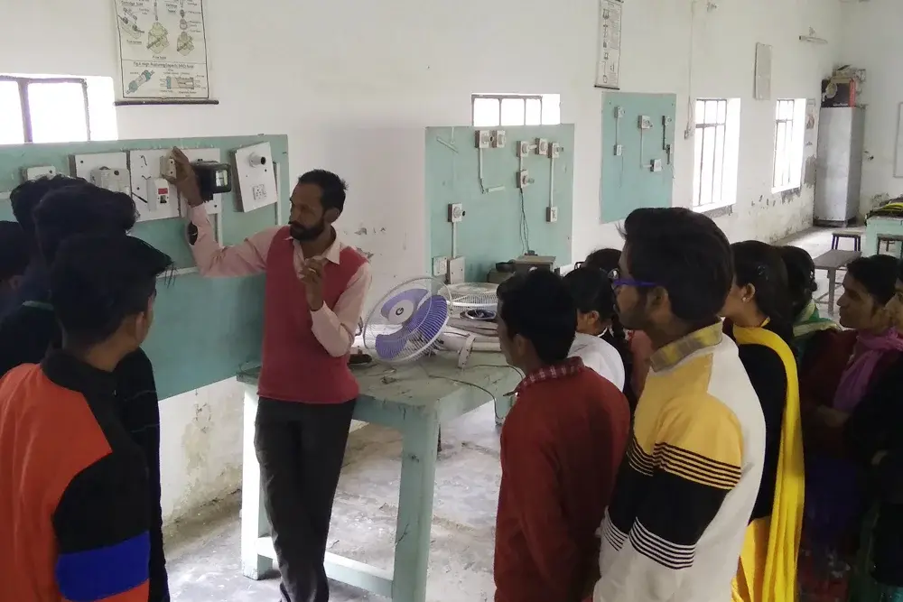 Saint Kabir Polytechnic: campus photo 6