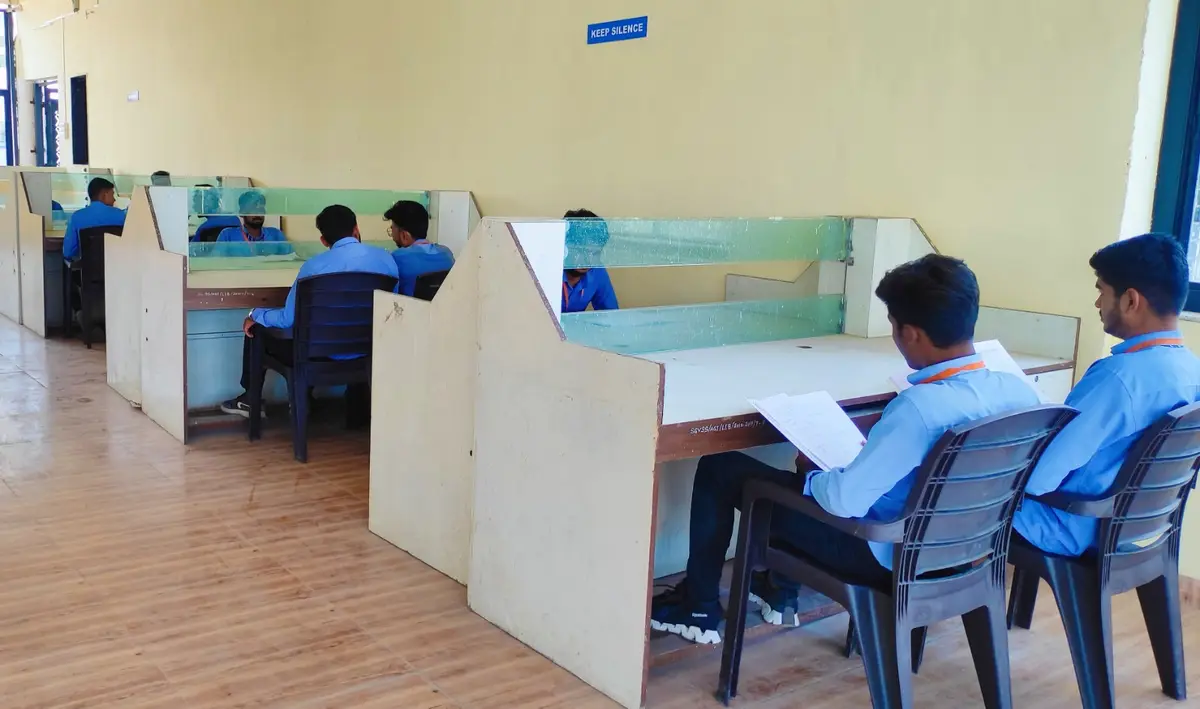 Sakeshwar Gramin Vikas Seva Sanstha Sau.Sundarbai Manik Adsul Polytechnic Chas Ahmedngar: campus photo 4