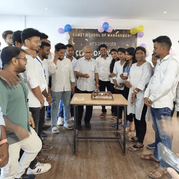 Samet School of Management campus photo 7