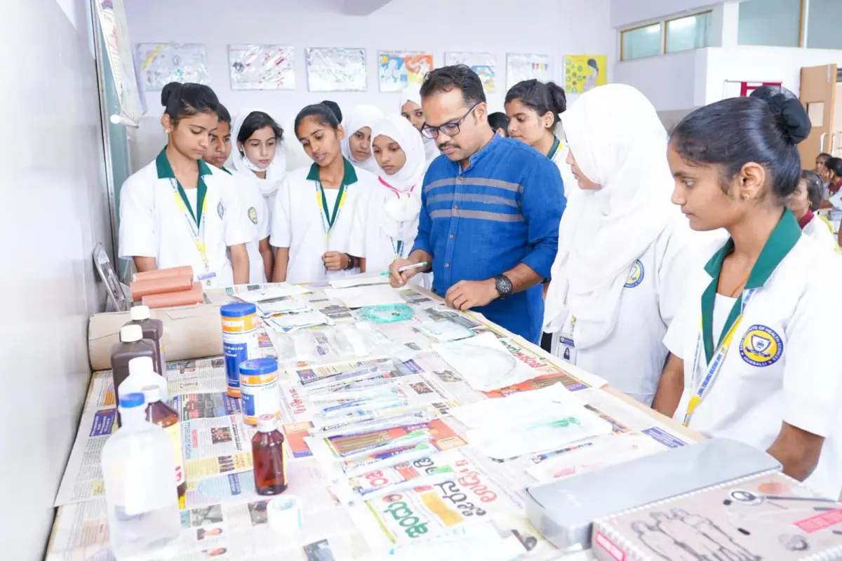 Sana School of Nursing Dharward: campus photo 1