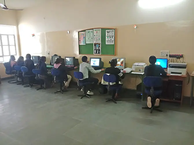 Sant Kabir Acharya Amrit Das Mahavidyalaya, Magahar: campus photo 8