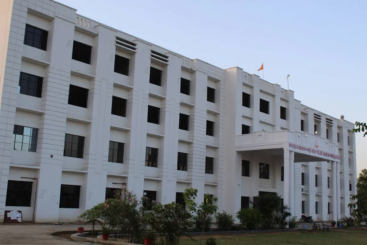 Sardar Ballabh Bhai Patel Degree College, Bholipura: campus photo 2