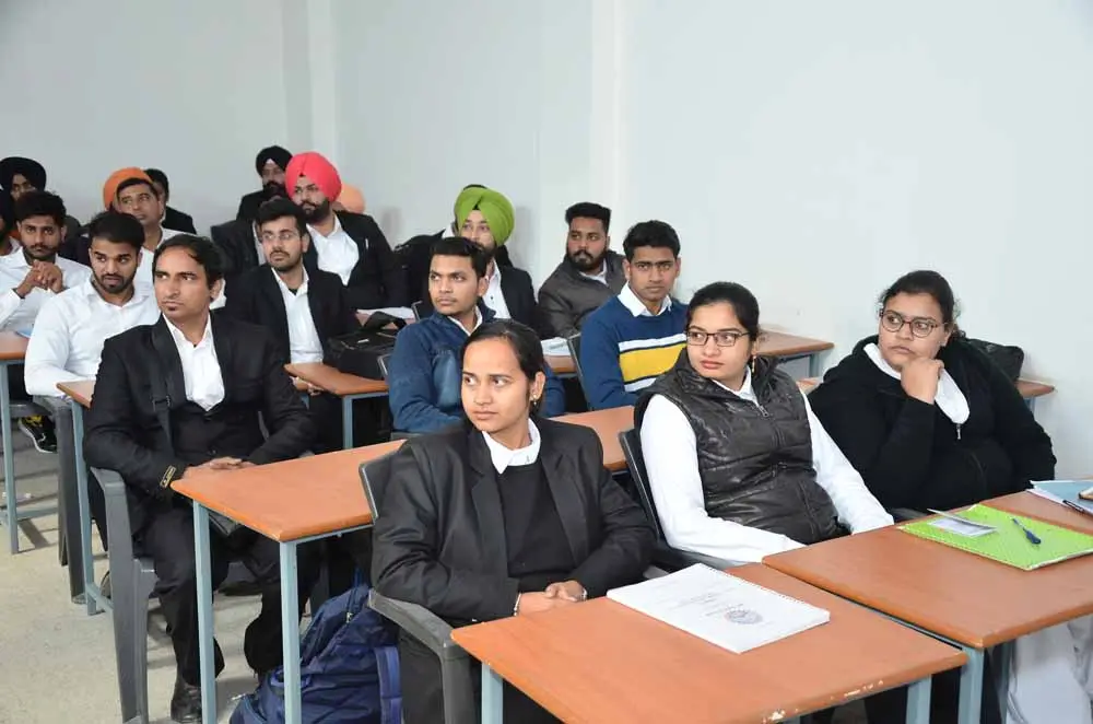 Sardar Patel Law College: campus photo 8