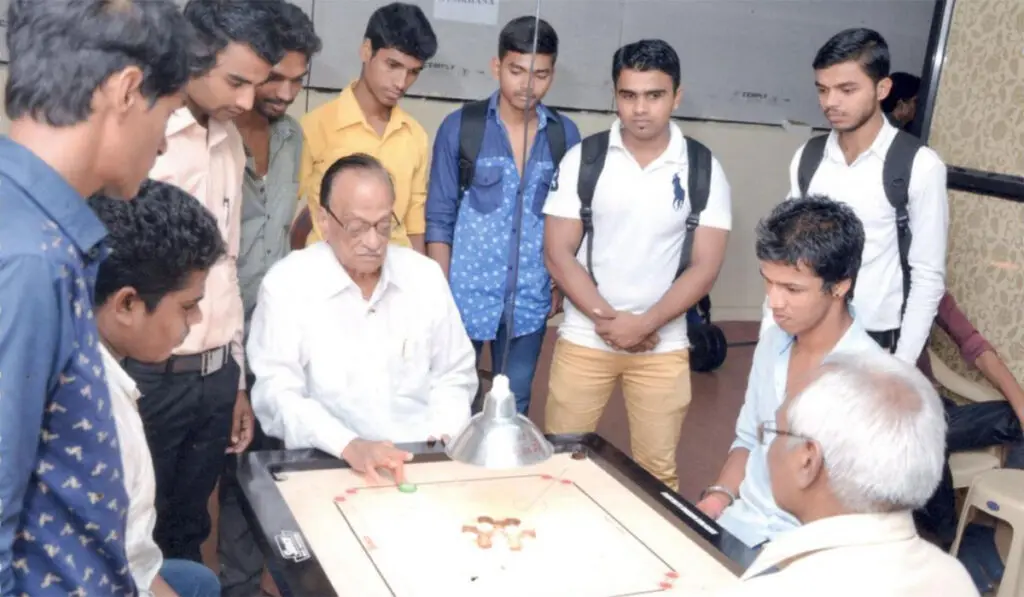 Sarvajanik Shikshan Sansthas Adv. V. B. Deshpande College of Commerce (Night), Smt. N. G. Purandare High School Building, V. P. Road: campus photo 2