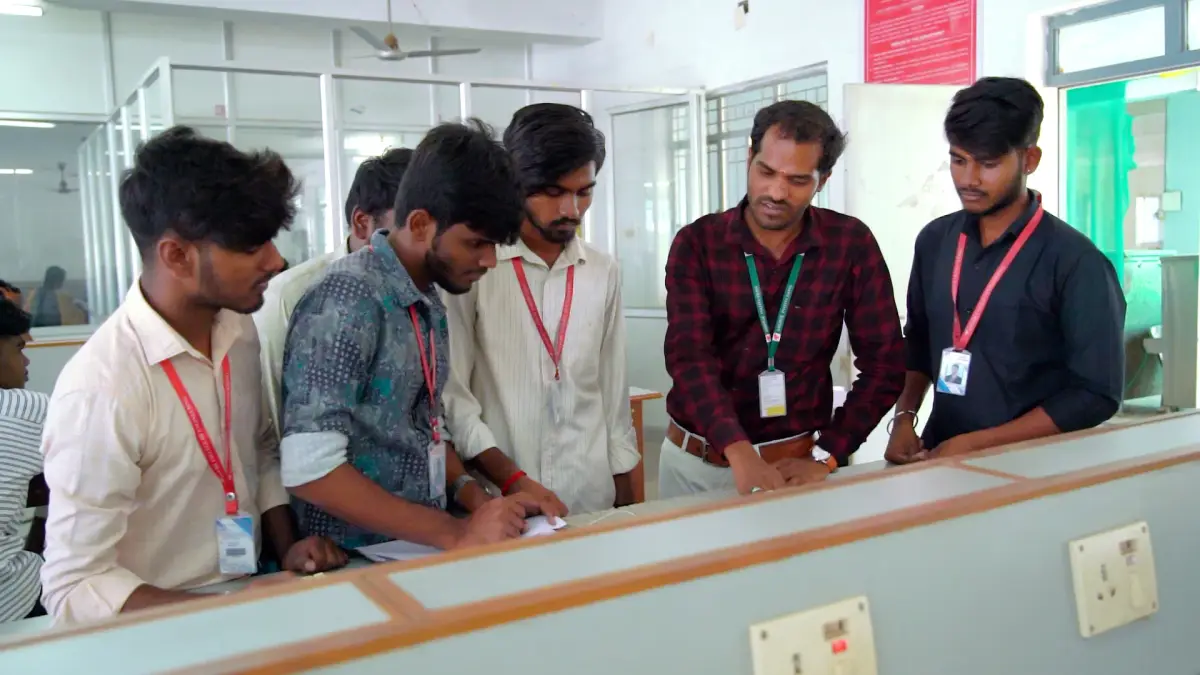 Sasurie College of Engineering: campus photo 7