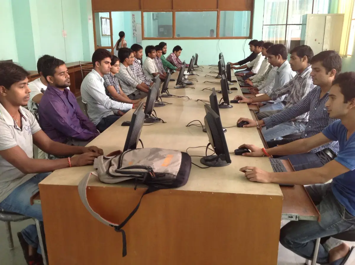 Sat kabir Institute of Technology campus photo 3
