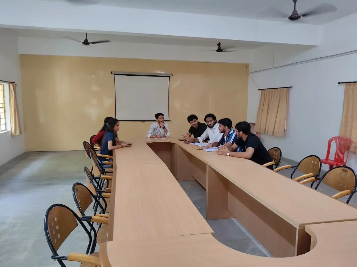 Sat Kaival College of Pharmacy, Saarsa 246: campus photo 4