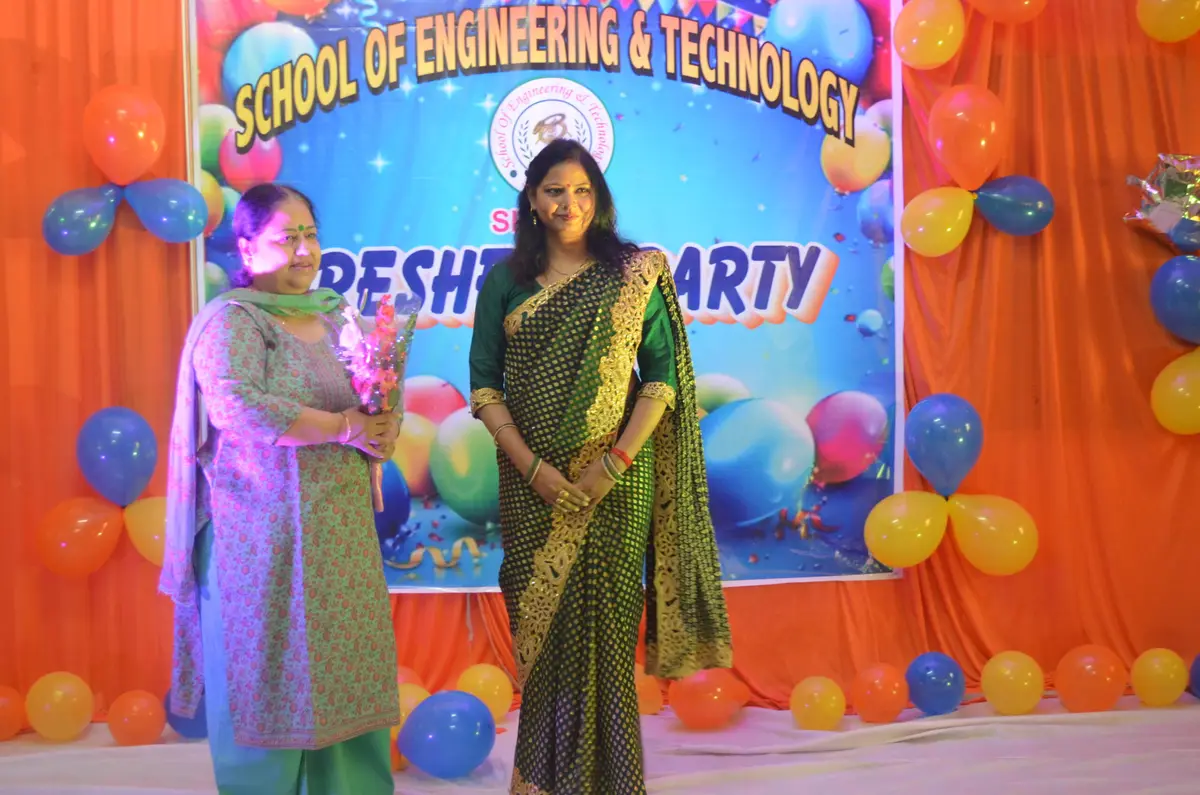 School of Engineering and Technology: campus photo 7