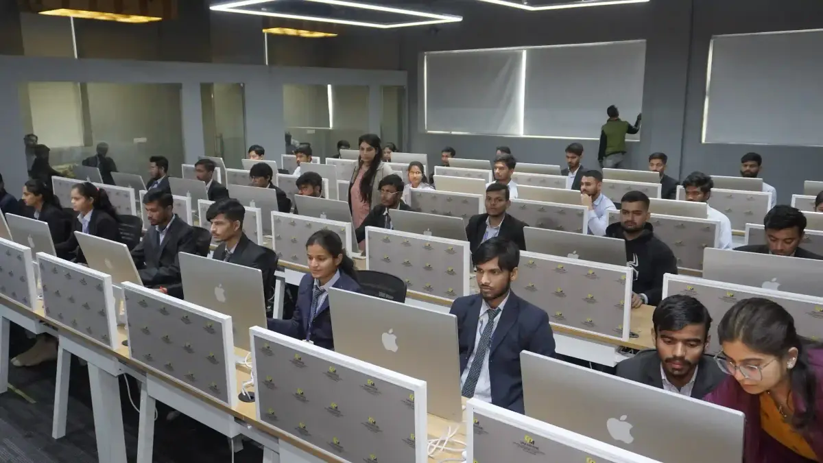 School of Interdisciplinary and Liberal Studies, Suresh Gyan Vihar University: campus photo 4