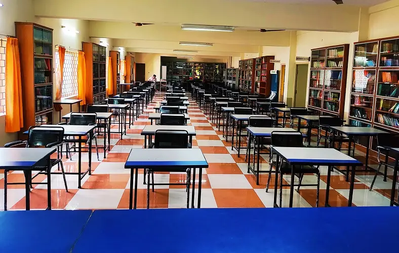 Scs First Grade College: campus photo 1