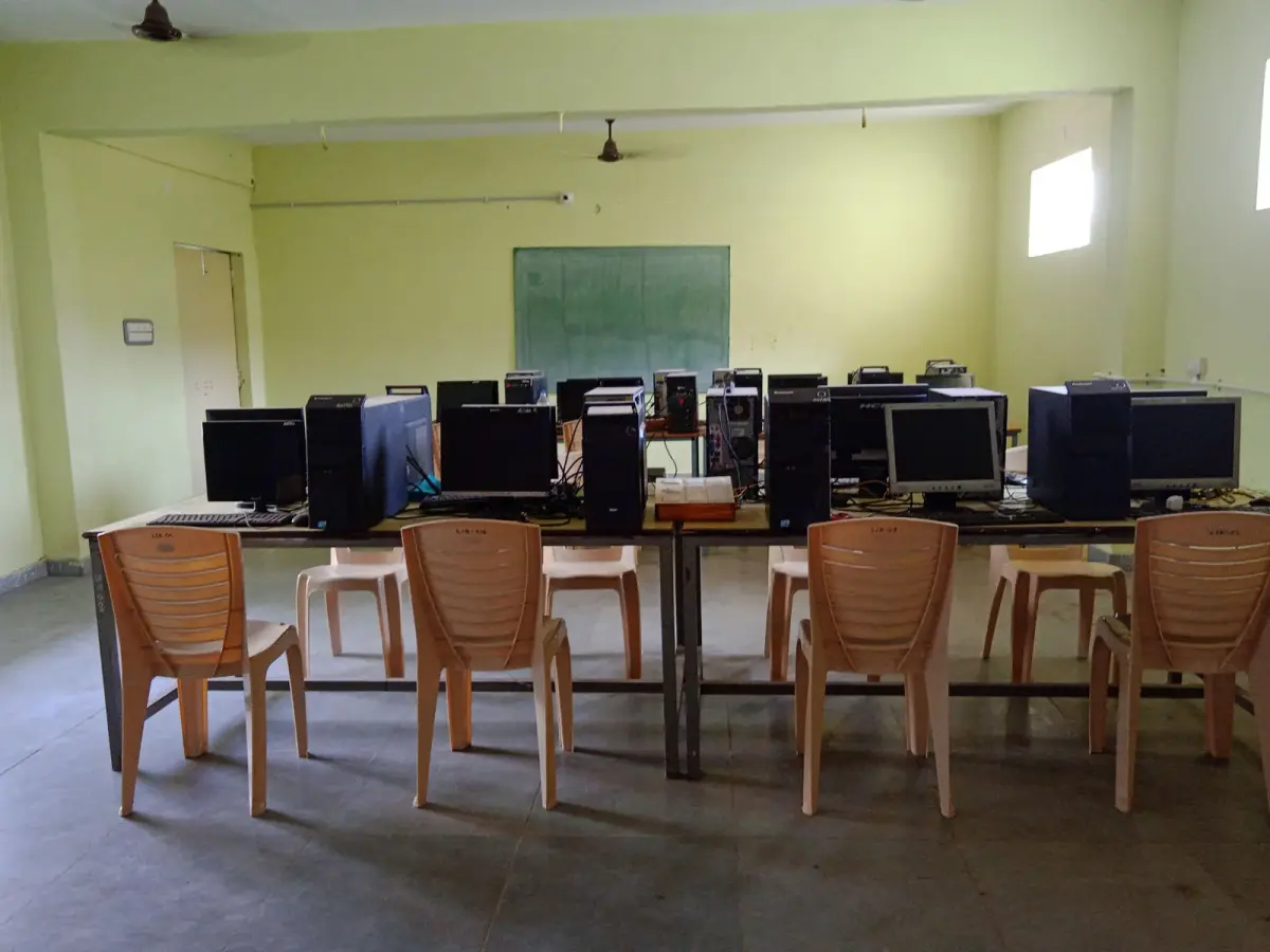 Sds Memorial Teacher Training College: campus photo 2
