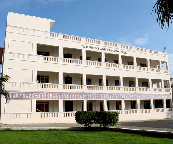 Sengunthar Engineering College: campus photo 1