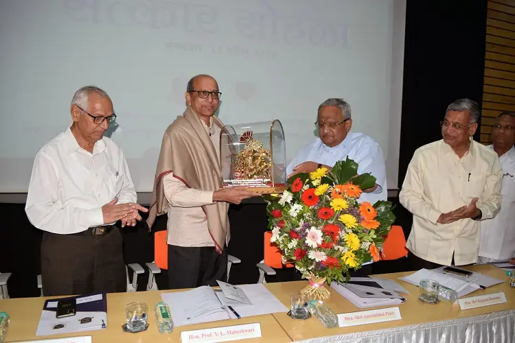 Ses'S R.C.Patel Institute of Pharmaceutical Education and Research: campus photo 5