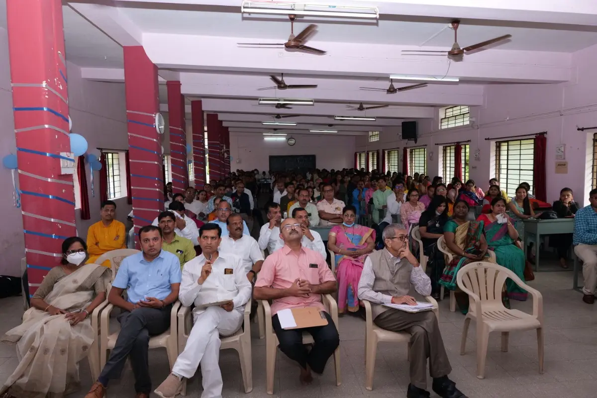 Seth Govindaji Raoji Ayur.Mahavidyalaya: campus photo 8