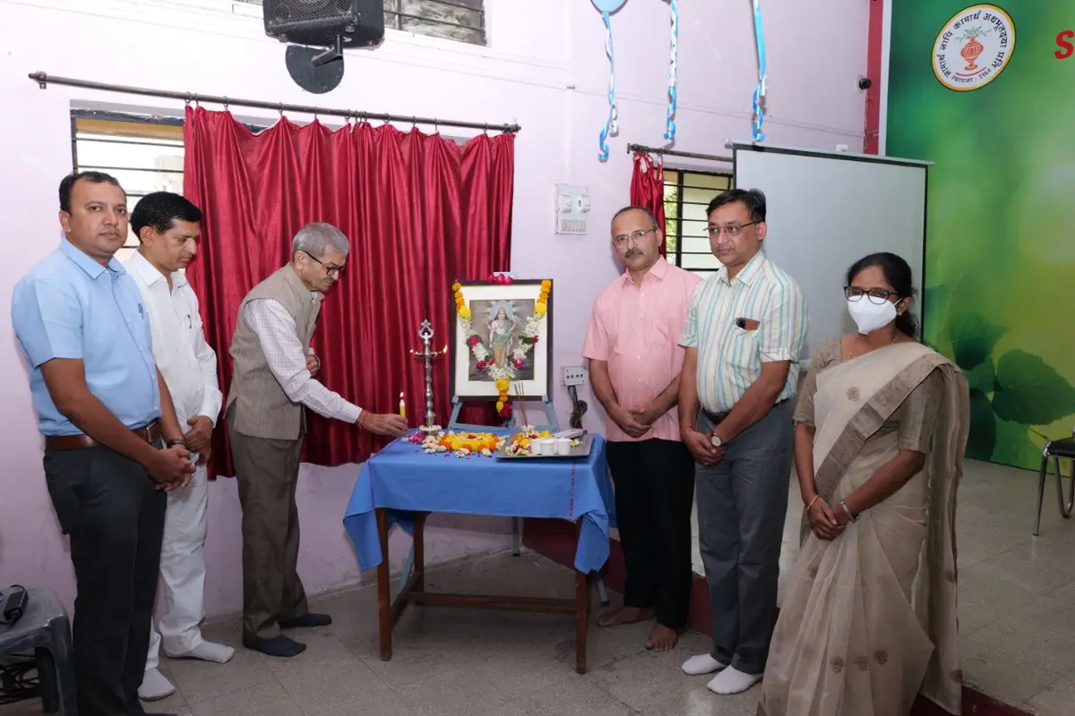 Seth Govindaji Raoji Ayur.Mahavidyalaya: campus photo 7