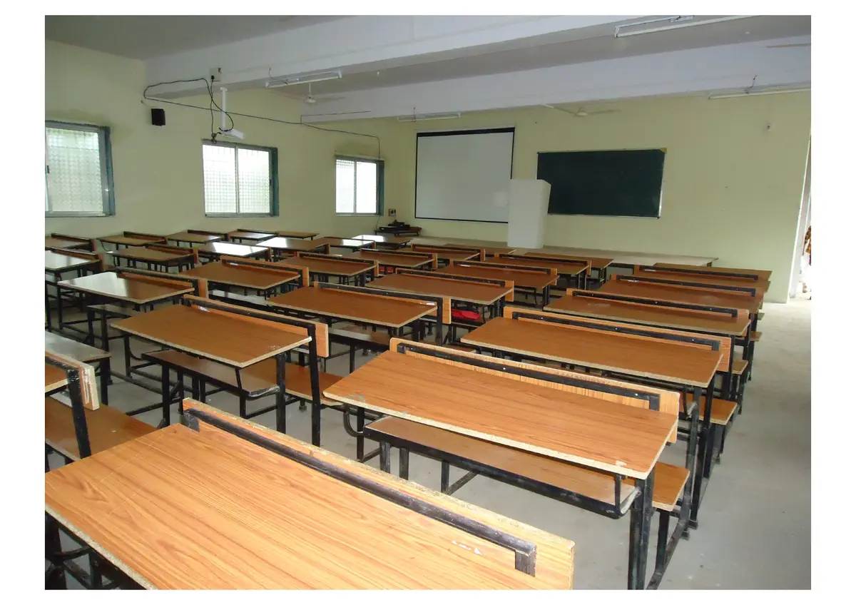 Seva Shikshan Prasarak Mandal's Dr. N. J. Paulbudhe College of Education, Shaneshwar Nagar, Vasant Tekdi: campus photo 5